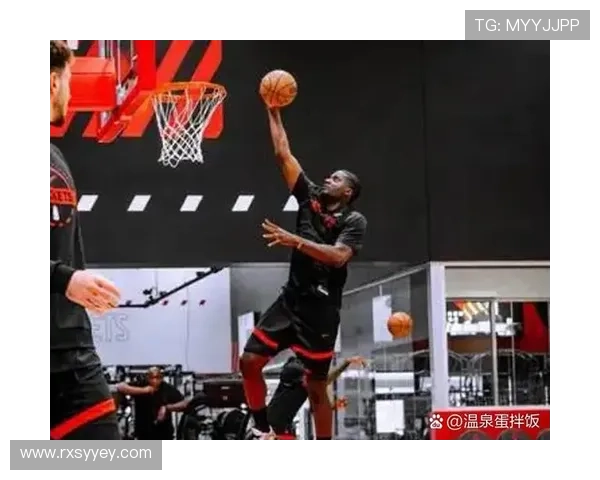 乌度卡悟出新战术 申京谢泼德激活进攻